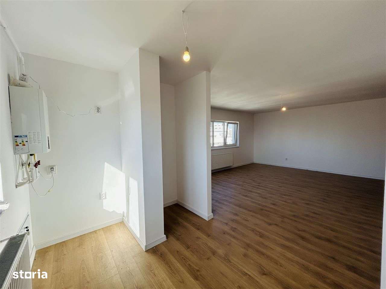 Ap decomandat, cu 3 camere, balcon, intabulat - Doamna stanca - Imagine principală: 5/12