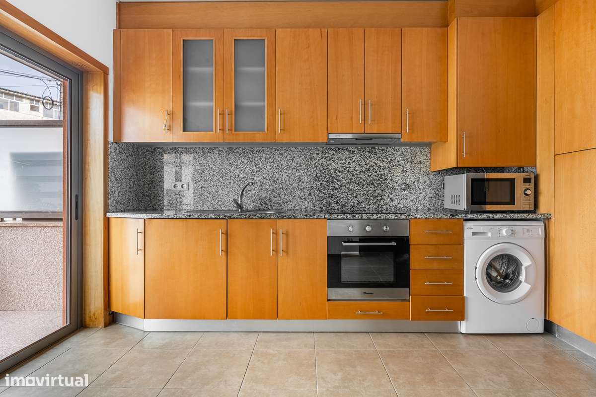 Apartamento T1 junto à Universidade do Minho-7