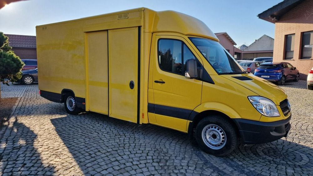 Mercedes-Benz Sprinter 2011