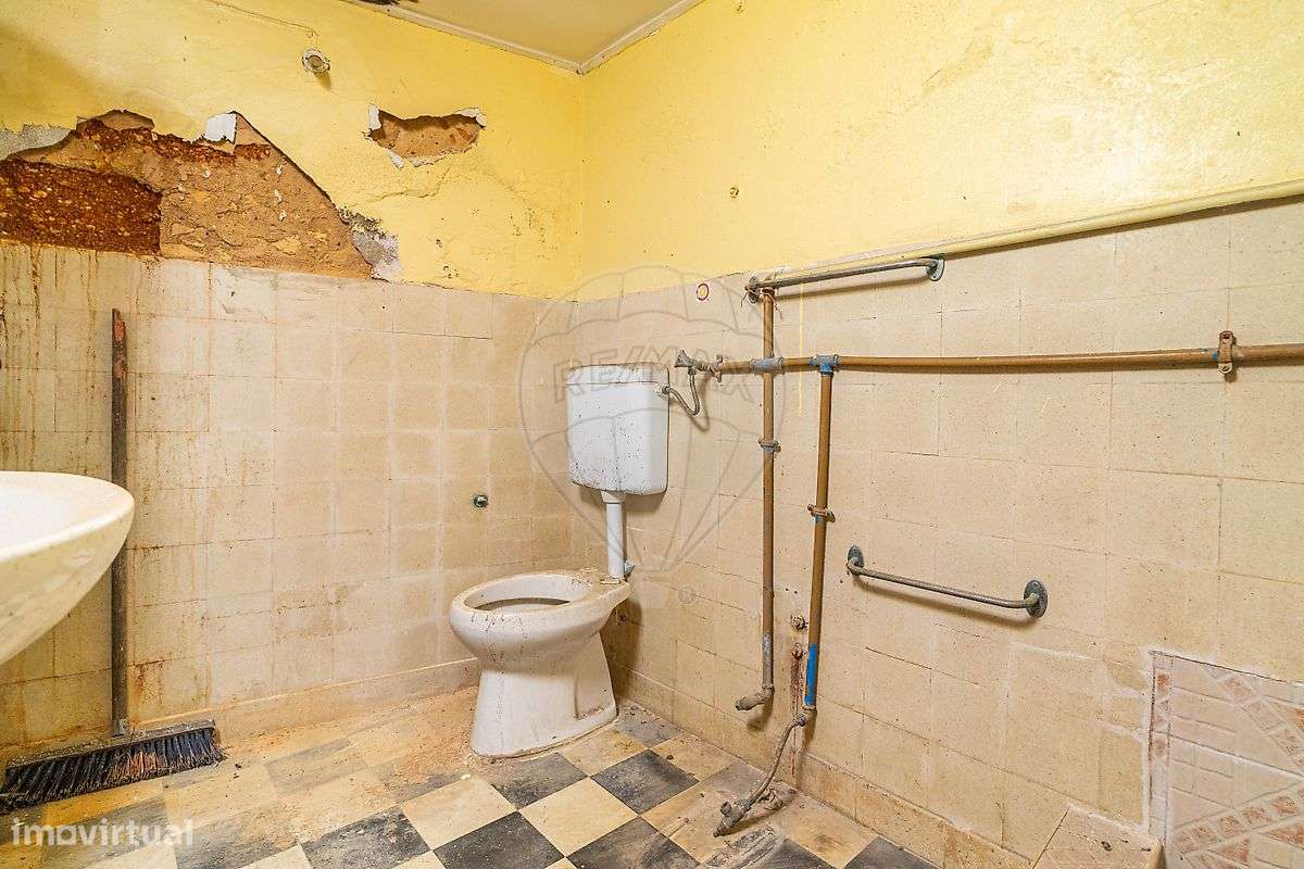 Moradia T2 para venda-18