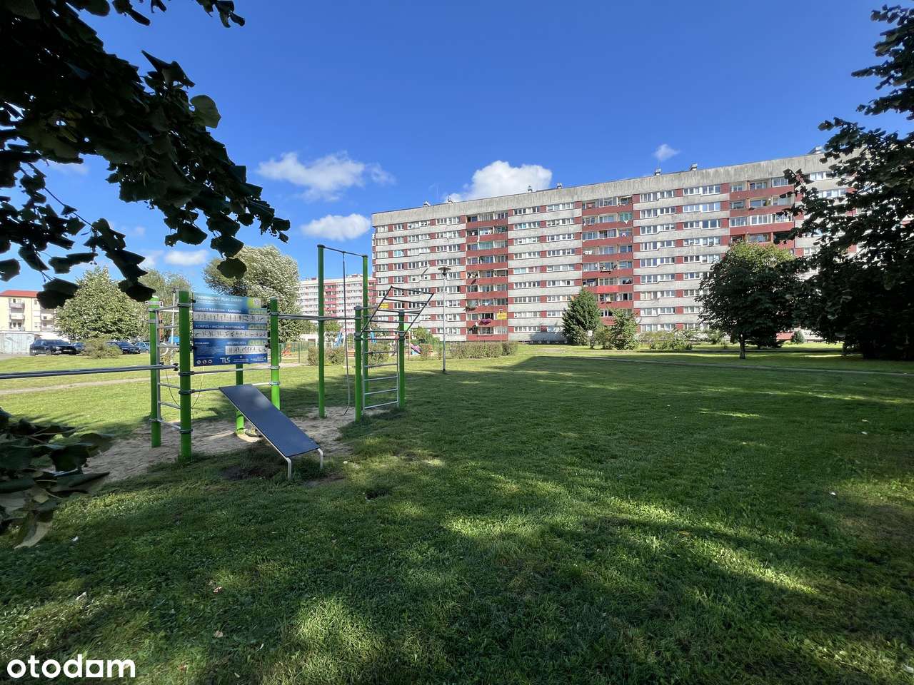 Przestronne, słoneczne mieszkanie, trzy pokoje, centrum 65 m 2-17