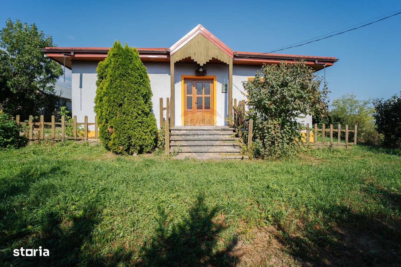 Casă cu 4 camere de vânzare - Chiperești, Iași - Comision 0%-1