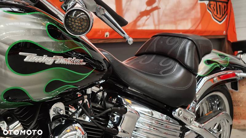 Harley-Davidson Softail Springer Classic - 24