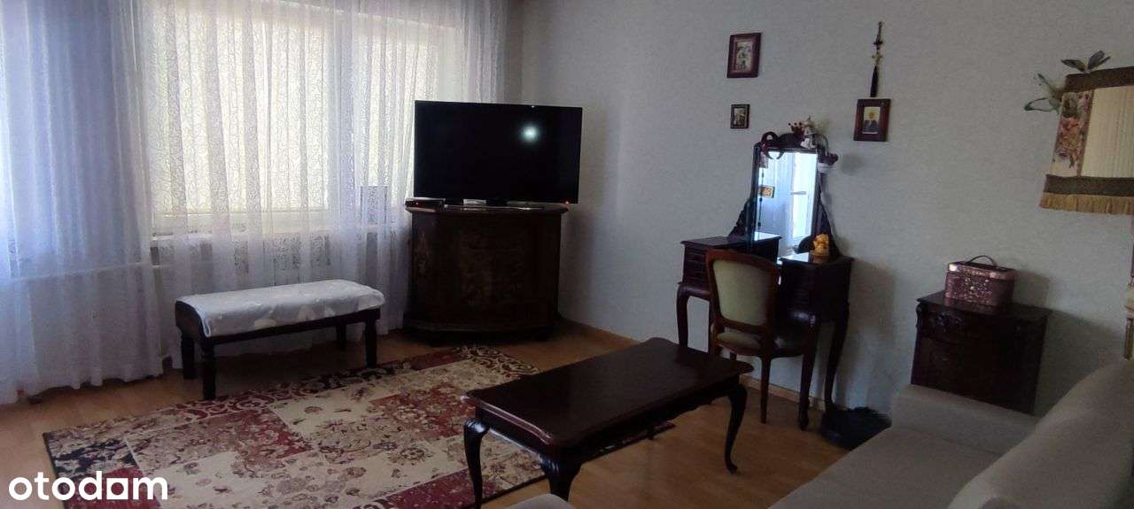 Do sprzedaży bardzo ładny bliźniak w cichej uliczc-1