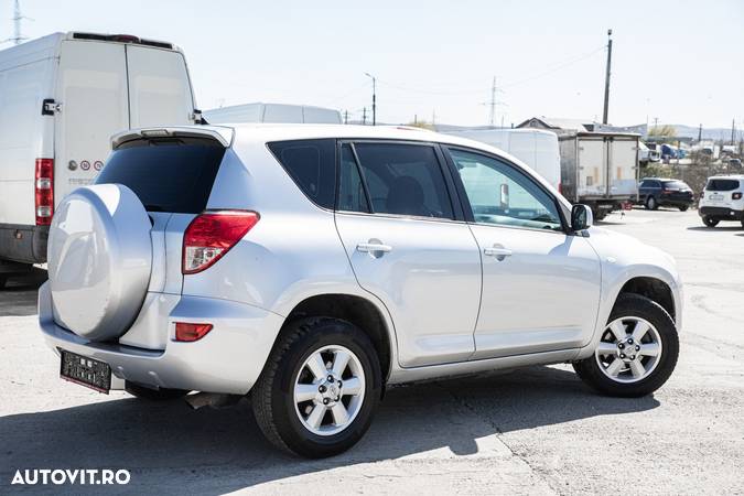 Toyota RAV4 2.0 Executive - 4