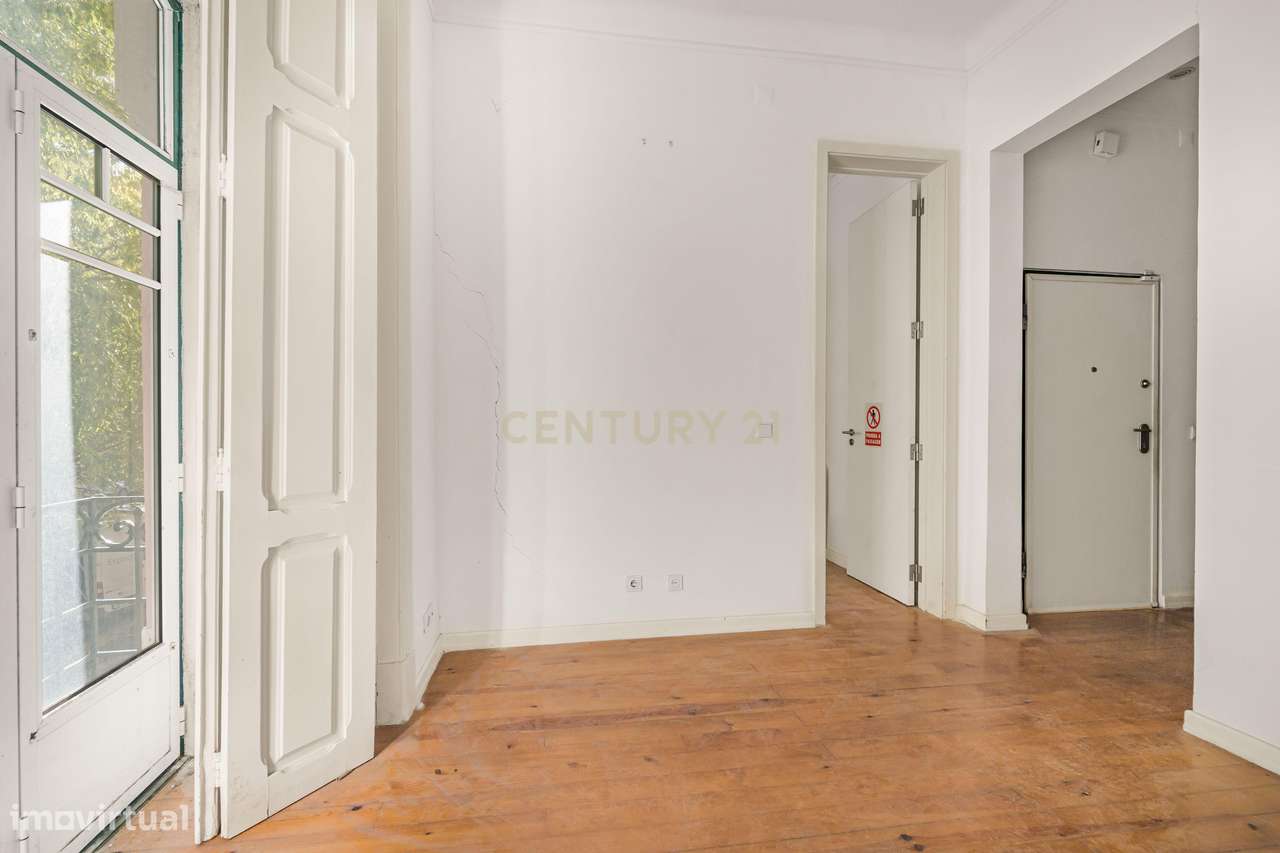 Apartamento T4 | Terraço | Av. Novas-26