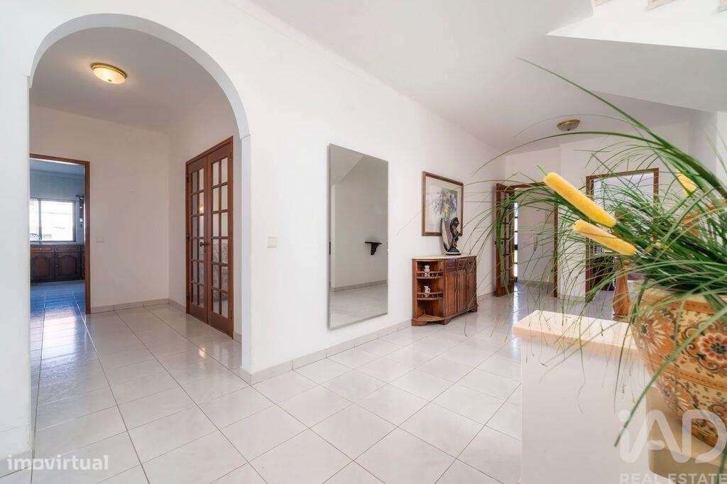 Casa / Villa T7 em Montenegro de 331 m2 - Grande imagem: 5/38