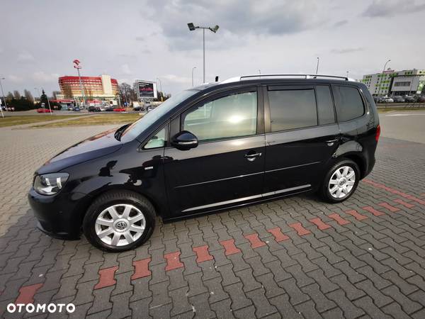 Volkswagen Touran 2.0 TDI DPF BlueMotion Technology DSG Comfortline - 36