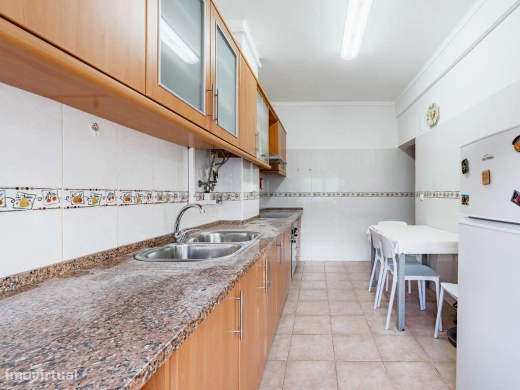 Apartamento T3 no Vale da Amoreira - Último andar-24