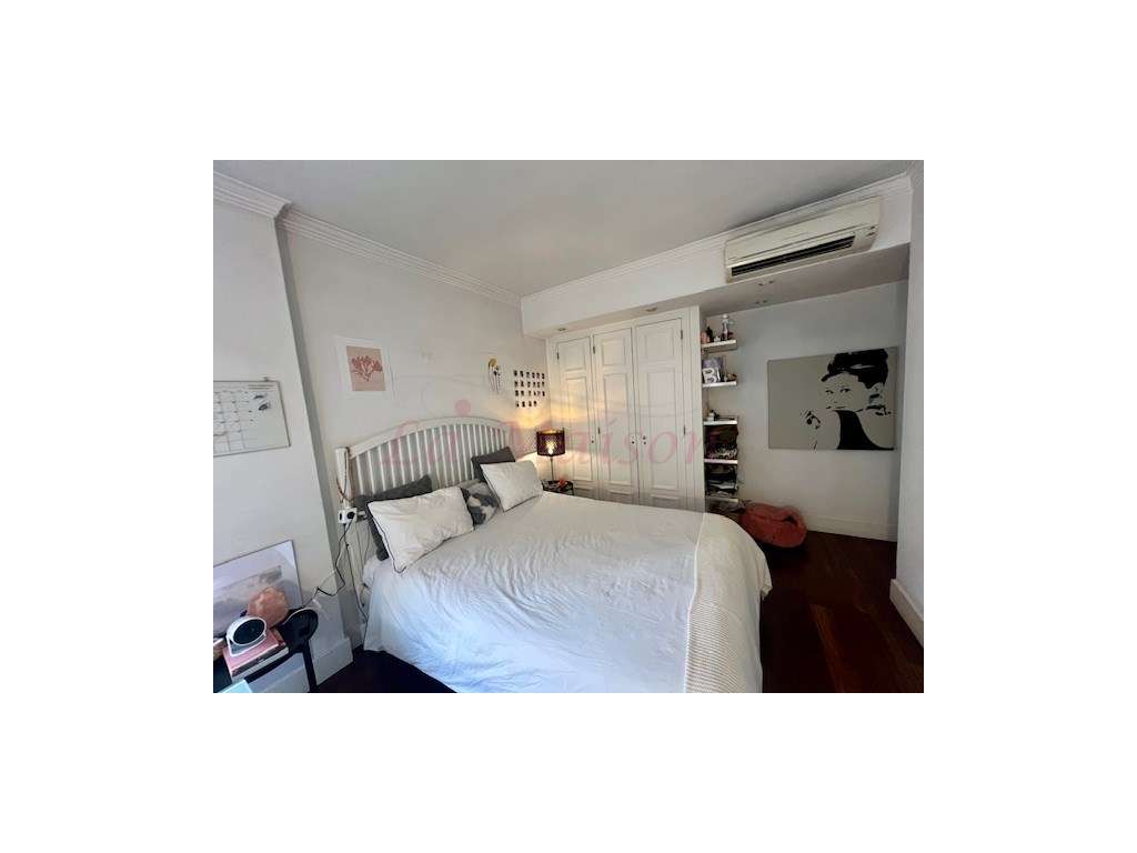 Apartamento T4 no Infantado-28