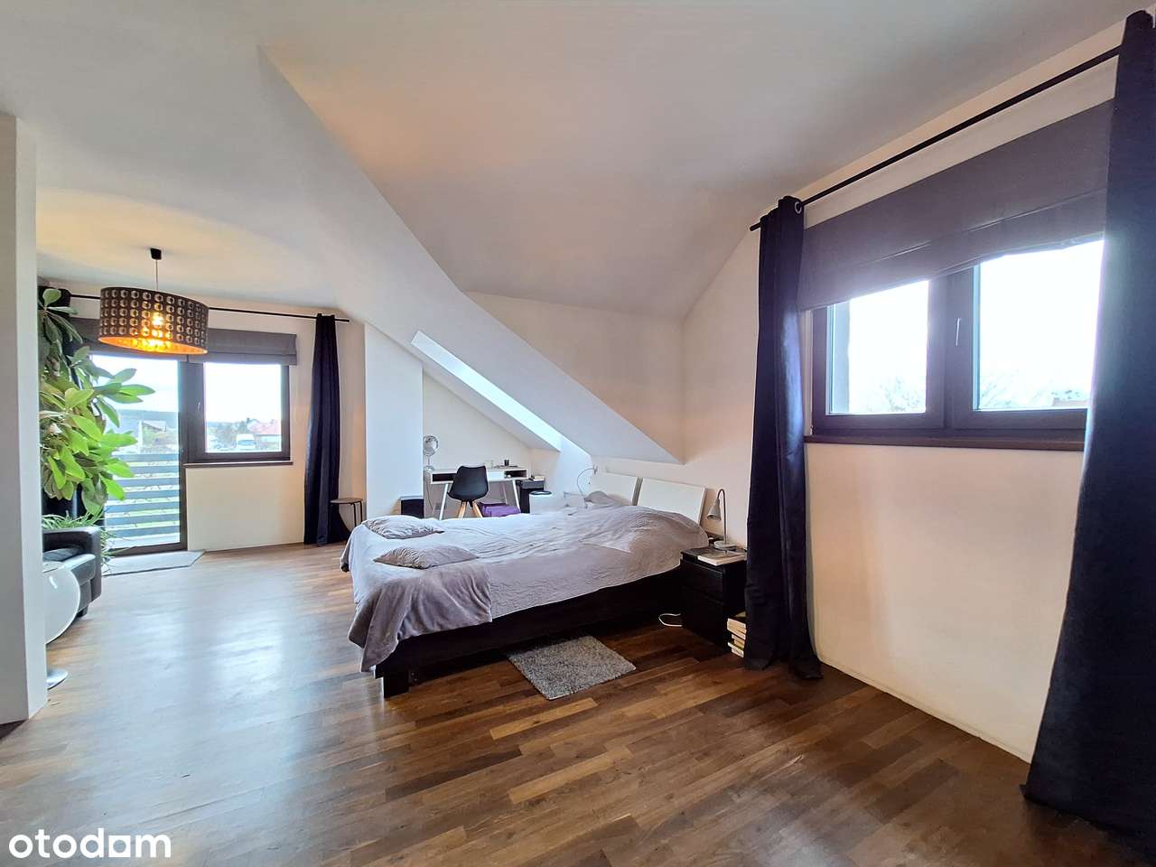 Komfortowy dom 177 m2 z pompą ciepła i dużym ogrodem 900m2 / Bielawa-14