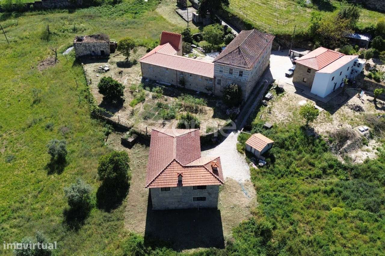 Quinta com 4 casas em Marco de Canaveses - Grande imagem: 2/10