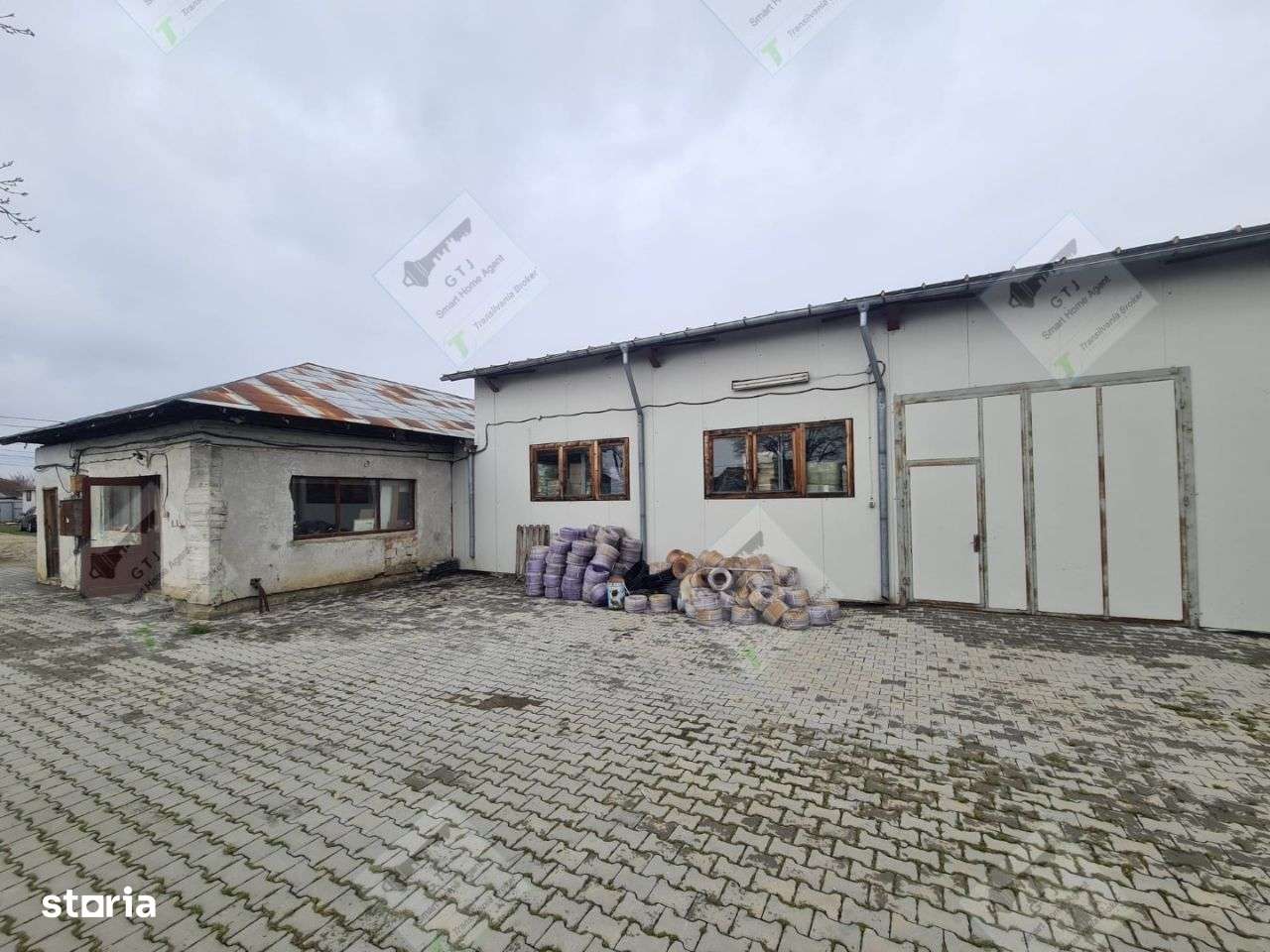 Hale Focsani suprf 500mp Teren 2450mp Zona Magura Toate Utilitatile - Imagine principală: 1/8