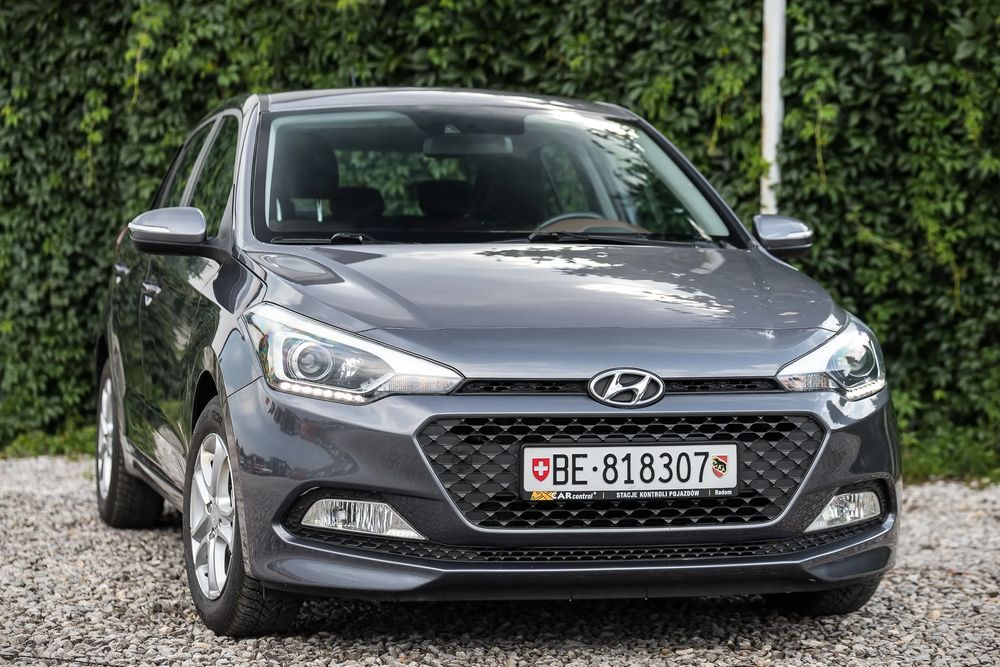 Hyundai i20 II (2014-2020) blue 1.2 Advantage+ 2015