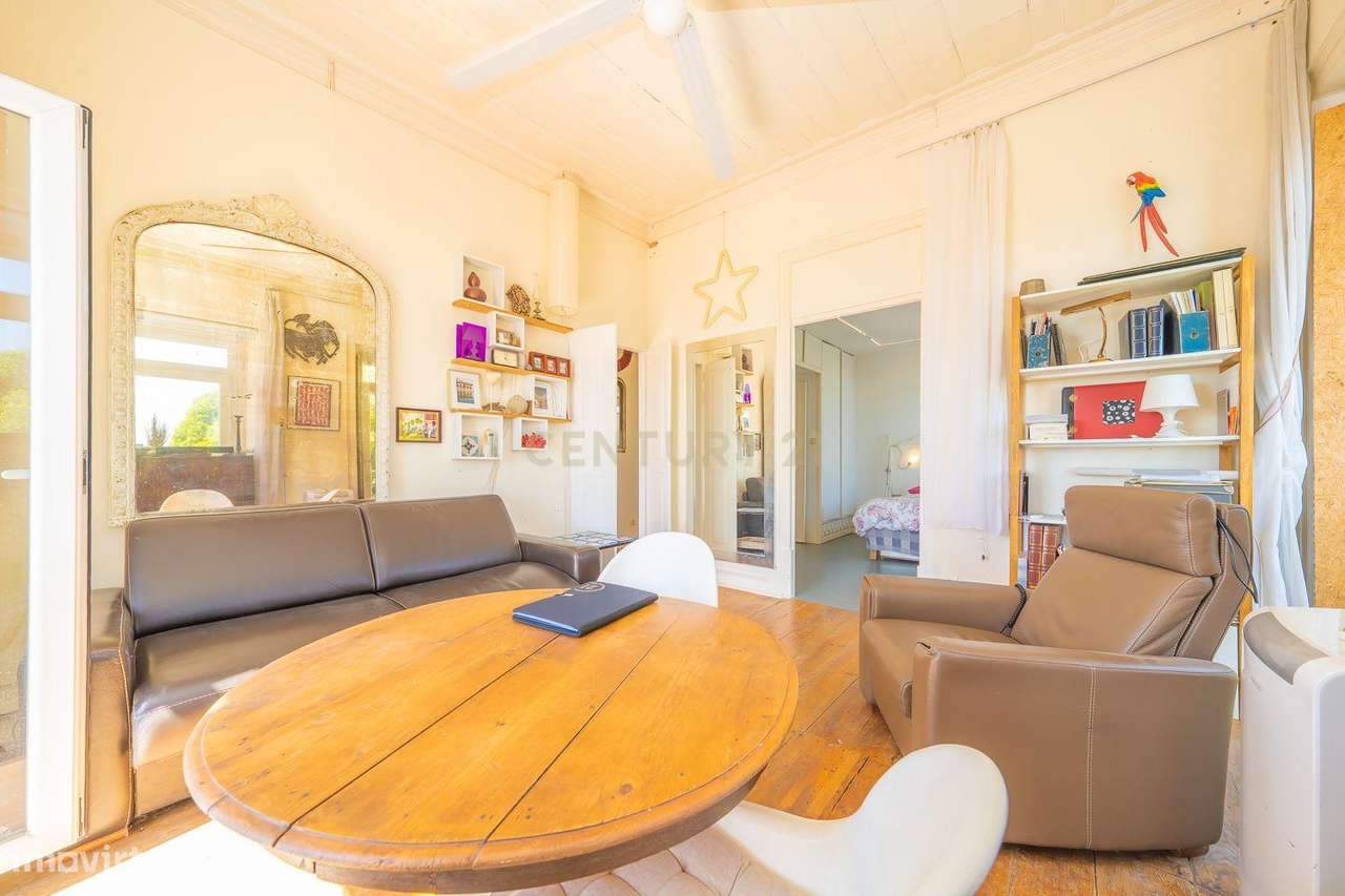 Apartamento com charme em Setúbal com uma vista soberba para o rio e t-7