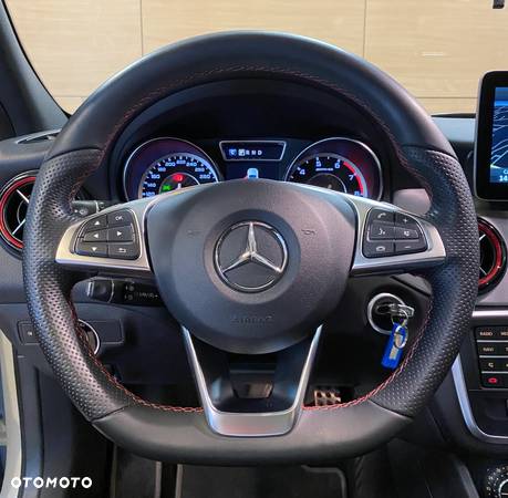 Mercedes-Benz GLA AMG 45 4-Matic - 11