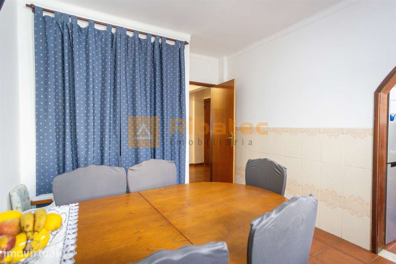Apartamento T3 em Samora Correia-23