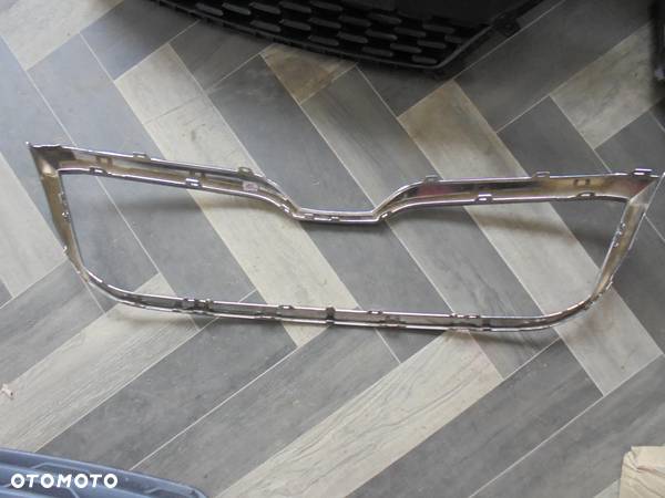 SKODA SUPERB III LIFT GRILL CHROM - 4