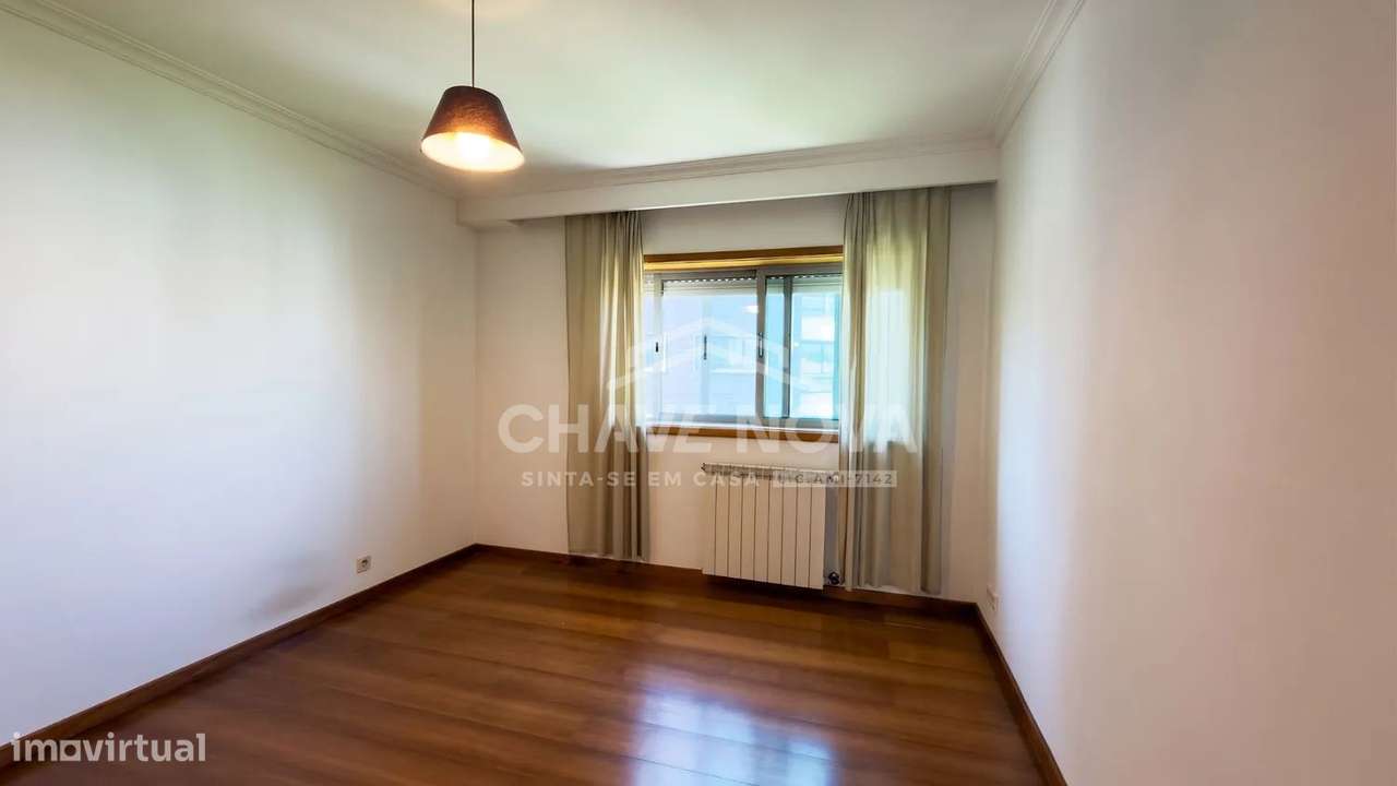 Apartamento T2 Mobilado c/ Lugar de Garagem em Oliveira do Douro-15