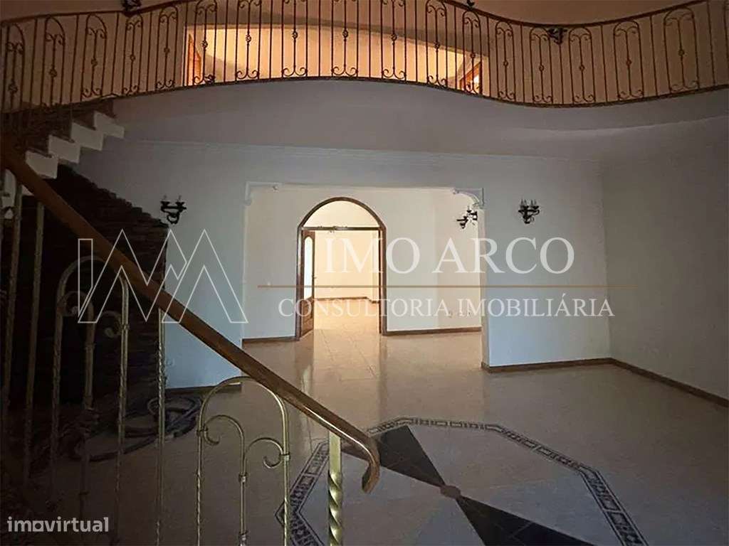 Quinta, com Moradia, Piscina e Adega-3