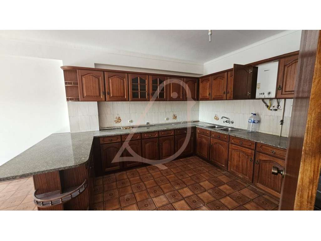 Apartamento T2 para arrendamento , Fátima - Grande imagem: 3/13