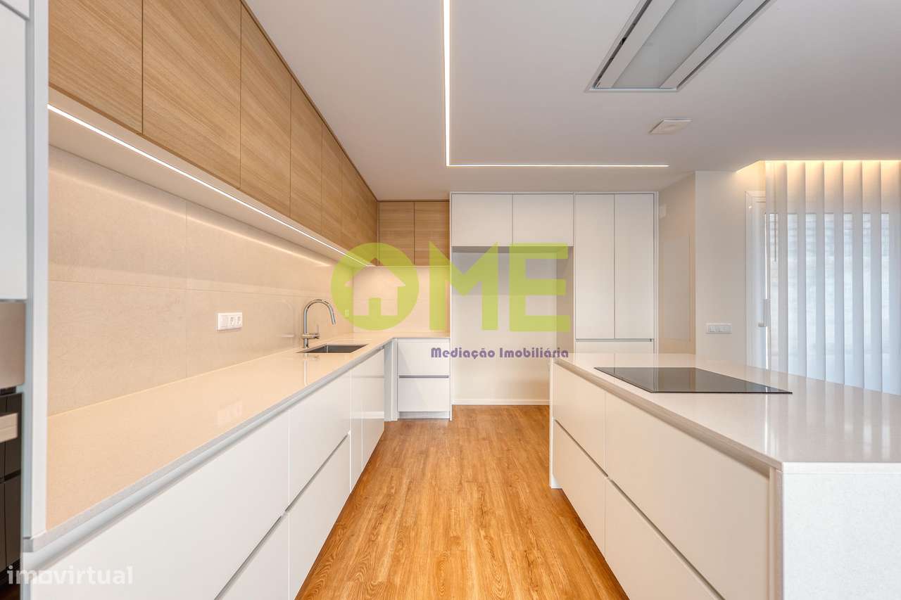 Moradia T3 à Venda em Localização Privilegiada-11