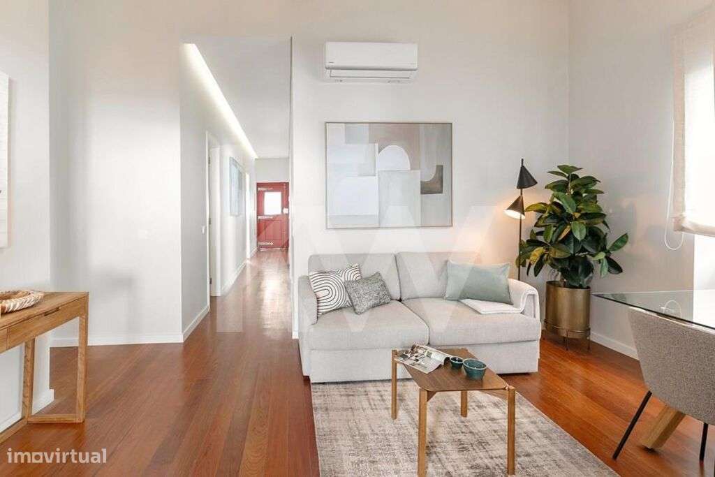 Parede, Cascais - Moradia T3 na Av. da República - Grande imagem: 5/29