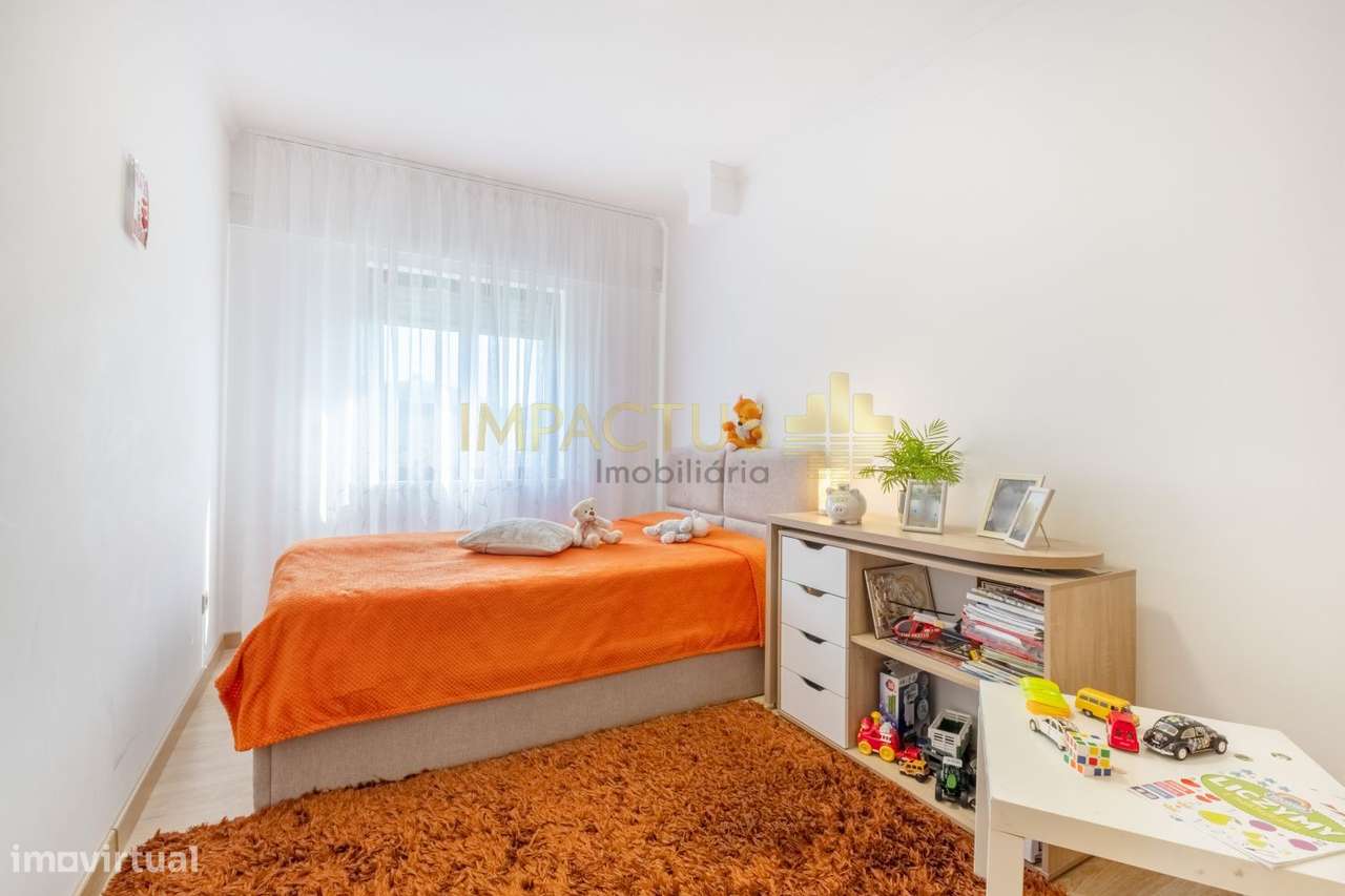 Apartamento T3 renovado em Alfena-19