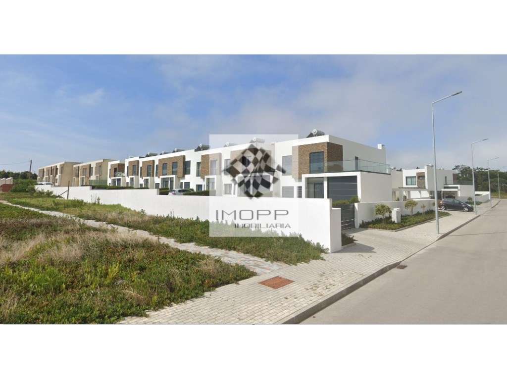 Fabulosa moradia de sonho t3 em Santa Cruz-42