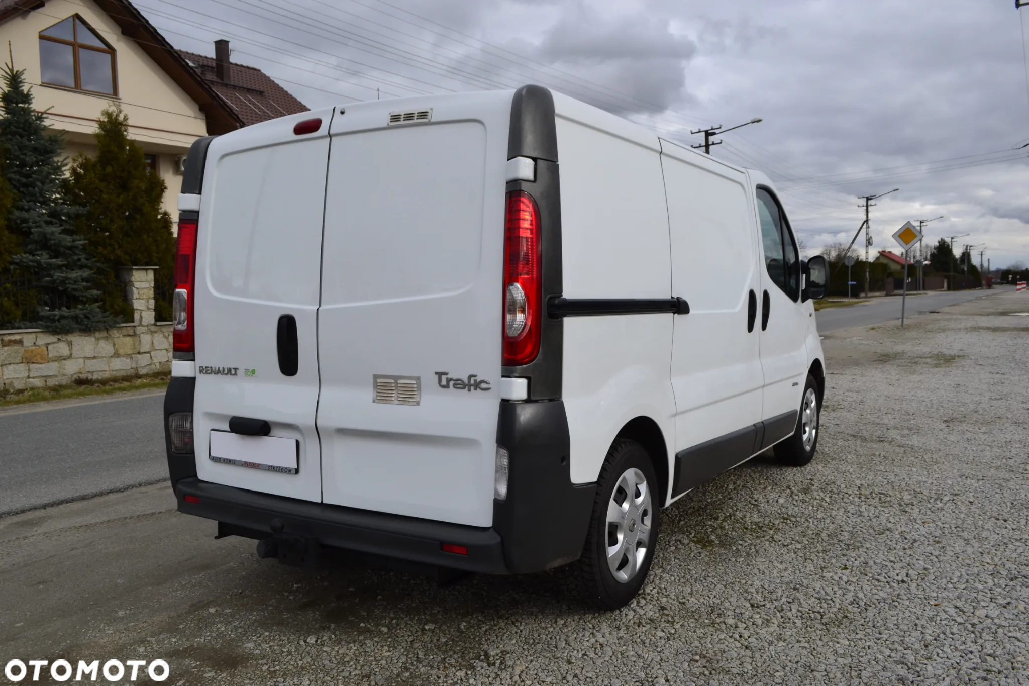 Renault Trafic - 10