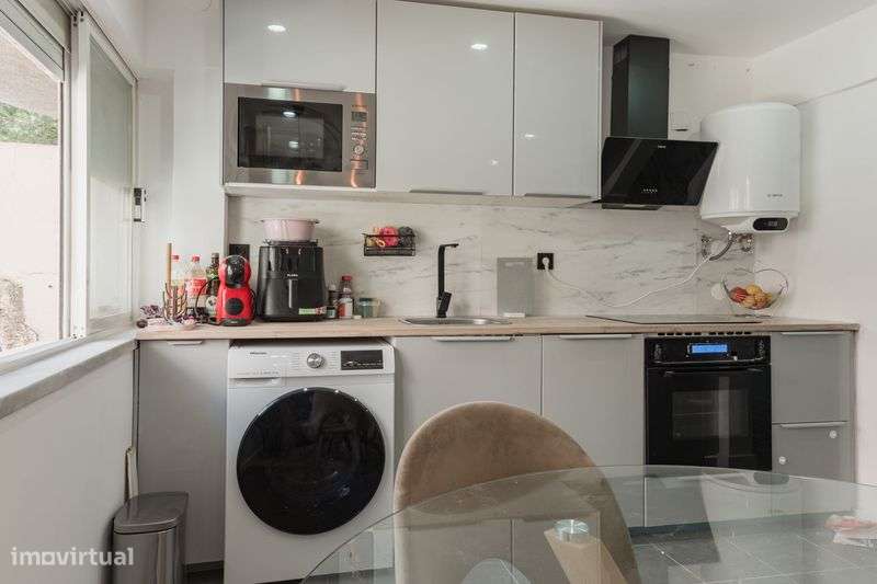 T2 mobilado na Charneca da Caparica | Zona tranquila | 1250€ - Grande imagem: 5/12