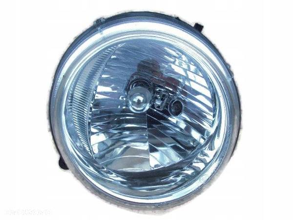 Cherokee Liberty KJ 01-07 Reflektor lampa lewy przód ANGLIK - ładne szkło - 1