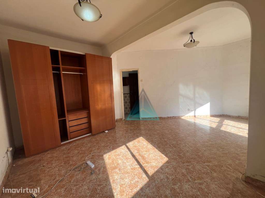 Apartamento T2 Paivas Velhas 1º andar-16