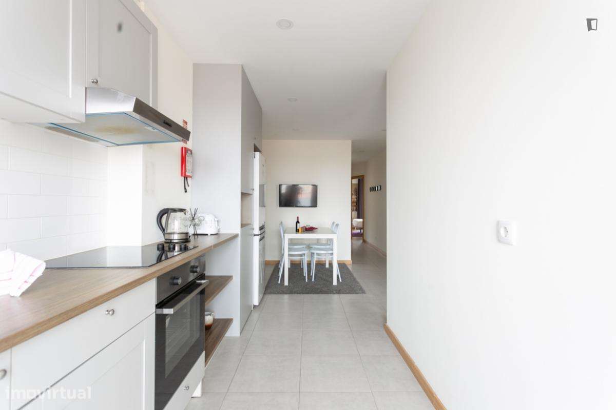 Apartamento com 3 quartos - localizado em Cedofeita Porto - Grande imagem: 5/10