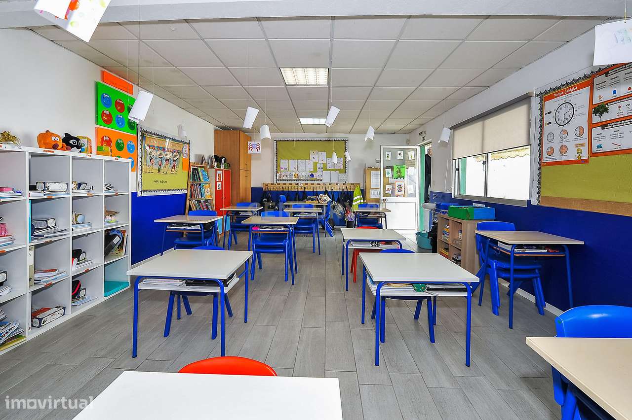 Imóvel com negócio (colégio)– Centro da Parede, Cascais-31