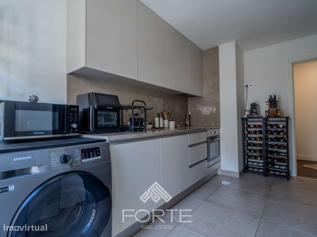 Apartamento T2 no Cavaco em Santa Maria da Feira-9