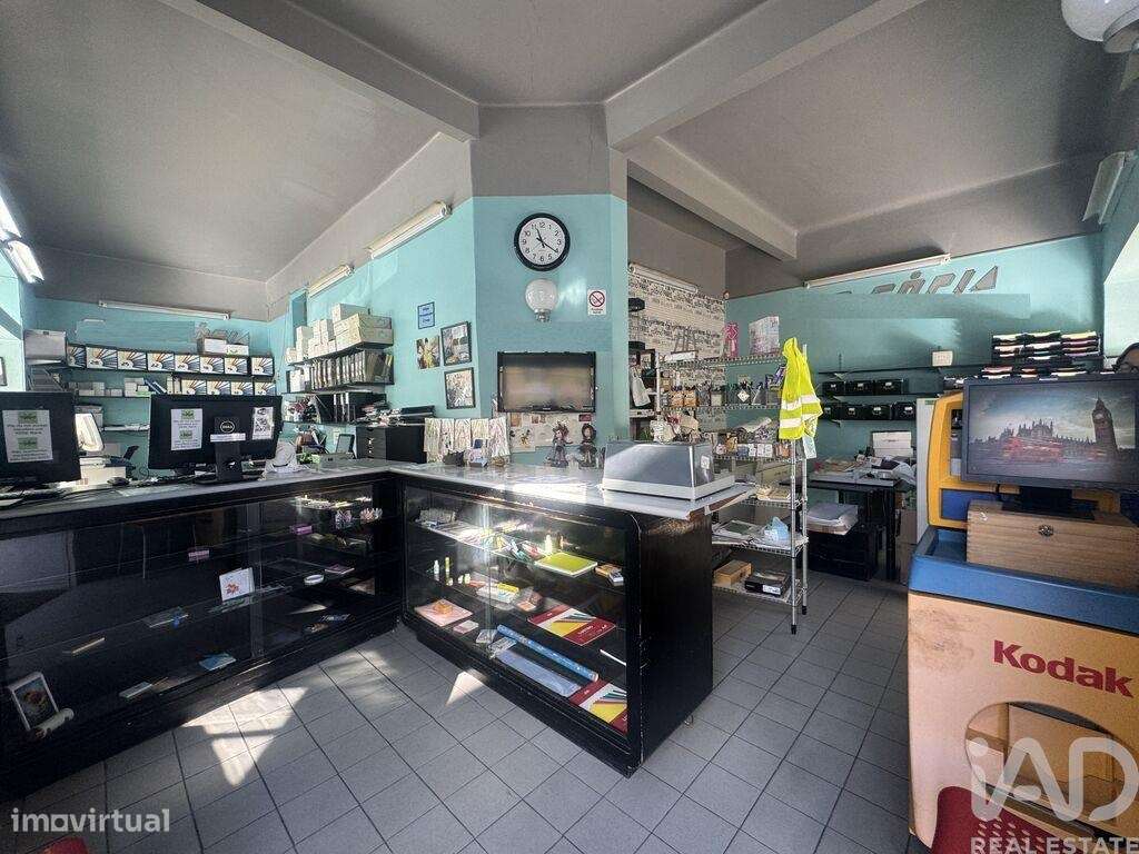 Loja / Estabelecimento Comercial em Arroios de 110,00 m2 - Grande imagem: 3/14