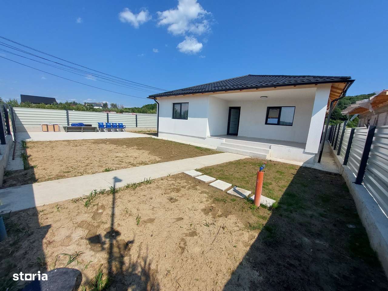 Vindem Casa Noua Mioveni str Prunilor 4 camere teren 440 mp la Cheie-10