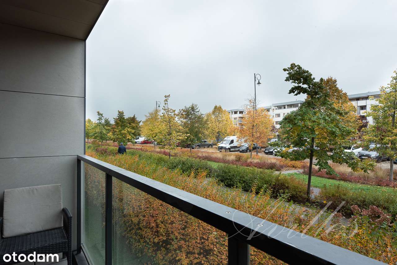 Przy Osi Królewskiej na mieszkanie lub biuro.-16