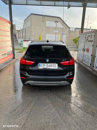 BMW X1 sDrive18d - 4