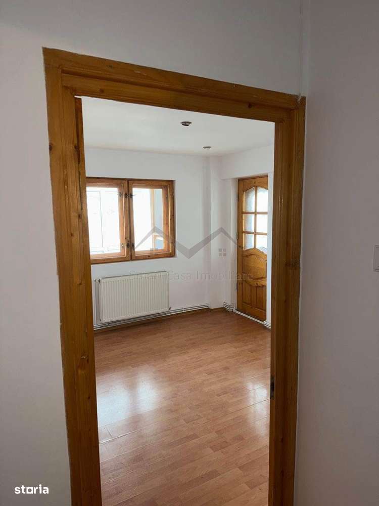 Apartament 3 camere- zona Dacia-Bicaz - Imagine principală: 4/7