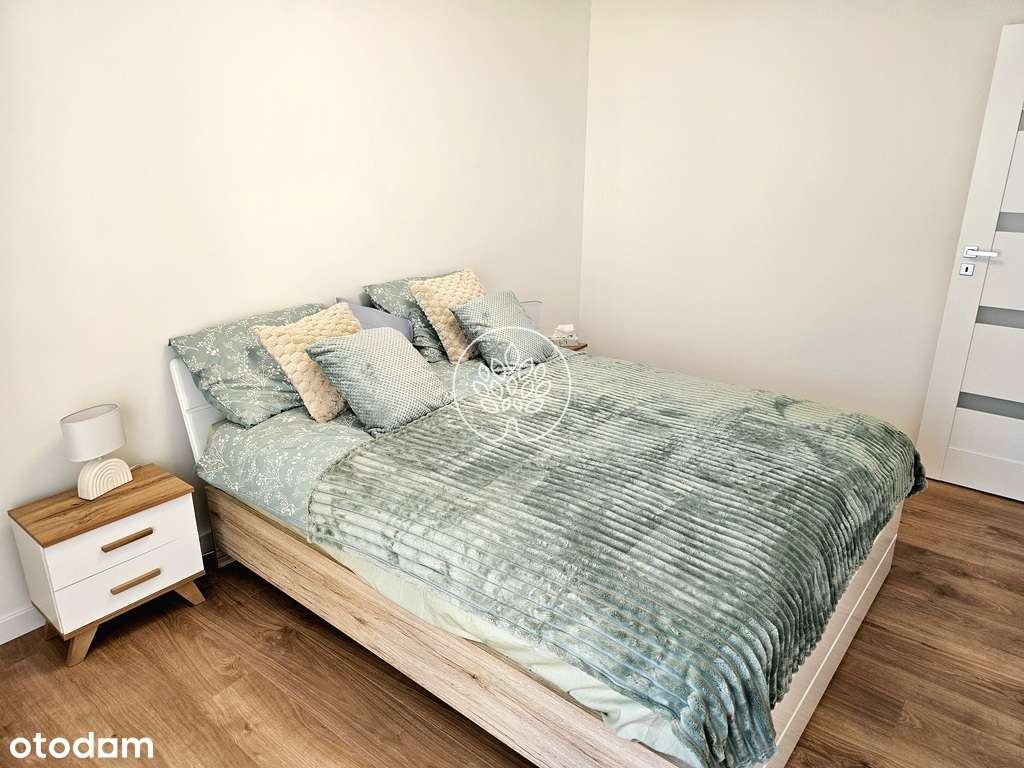 Nowe, słoneczne mieszkanie nowocześnie urządzone-7