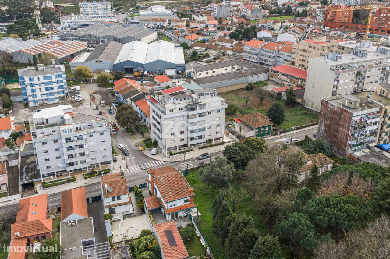 Apartamento T2 Duplex - Leça do Balio-33