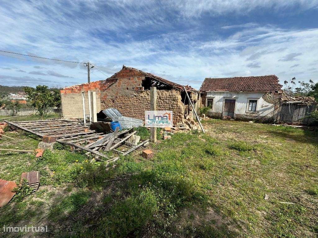 Moradia para reconstruir com terreno - Caldelas - Carangujeira-12