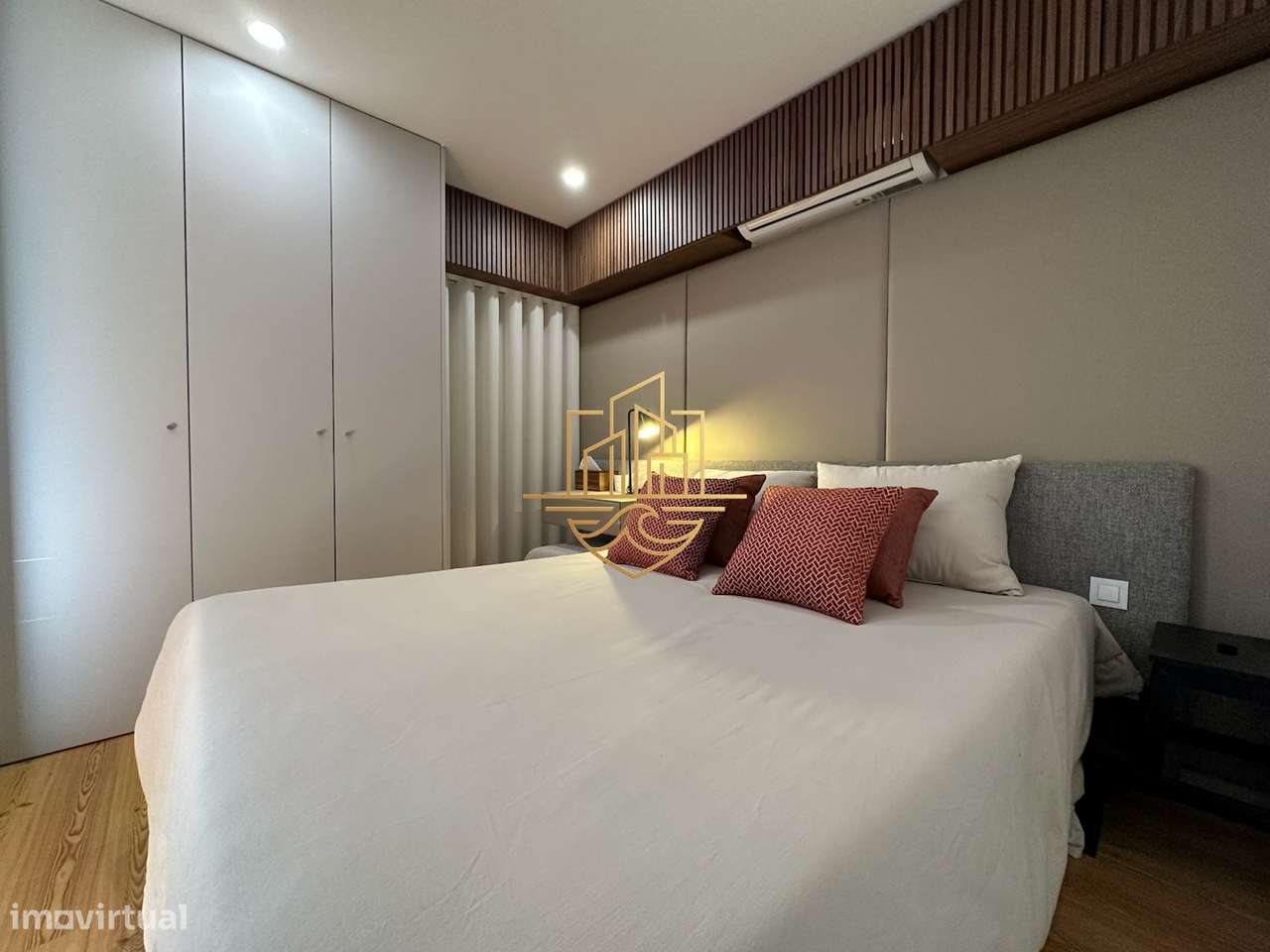 Apartamento T0+1 Turnkey Premium com Garagem e Duas Varandas — Centro-17