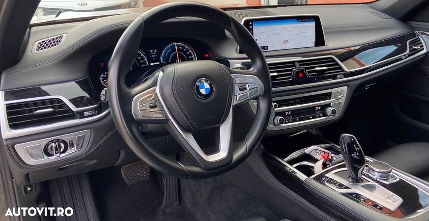 BMW Seria 7 740Le xDrive iPerformance - 22