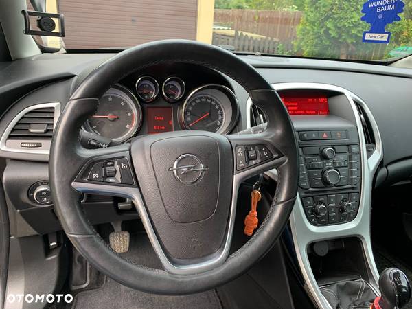 Opel Astra IV 2.0 CDTI Sport - 30