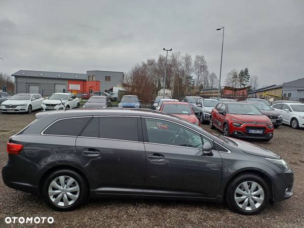 Toyota Avensis 2.0 Prestige MS - 7