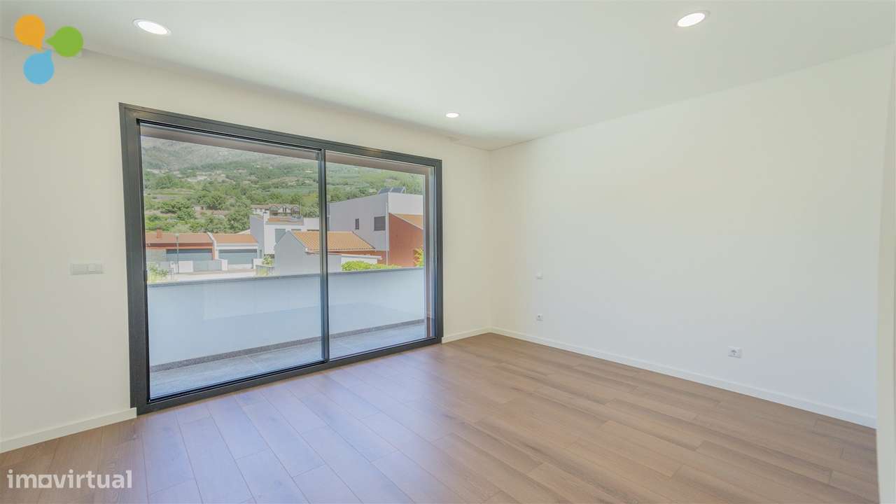 Moradia Isolada T4 Nova | Quinta da Ponte da Terra-25