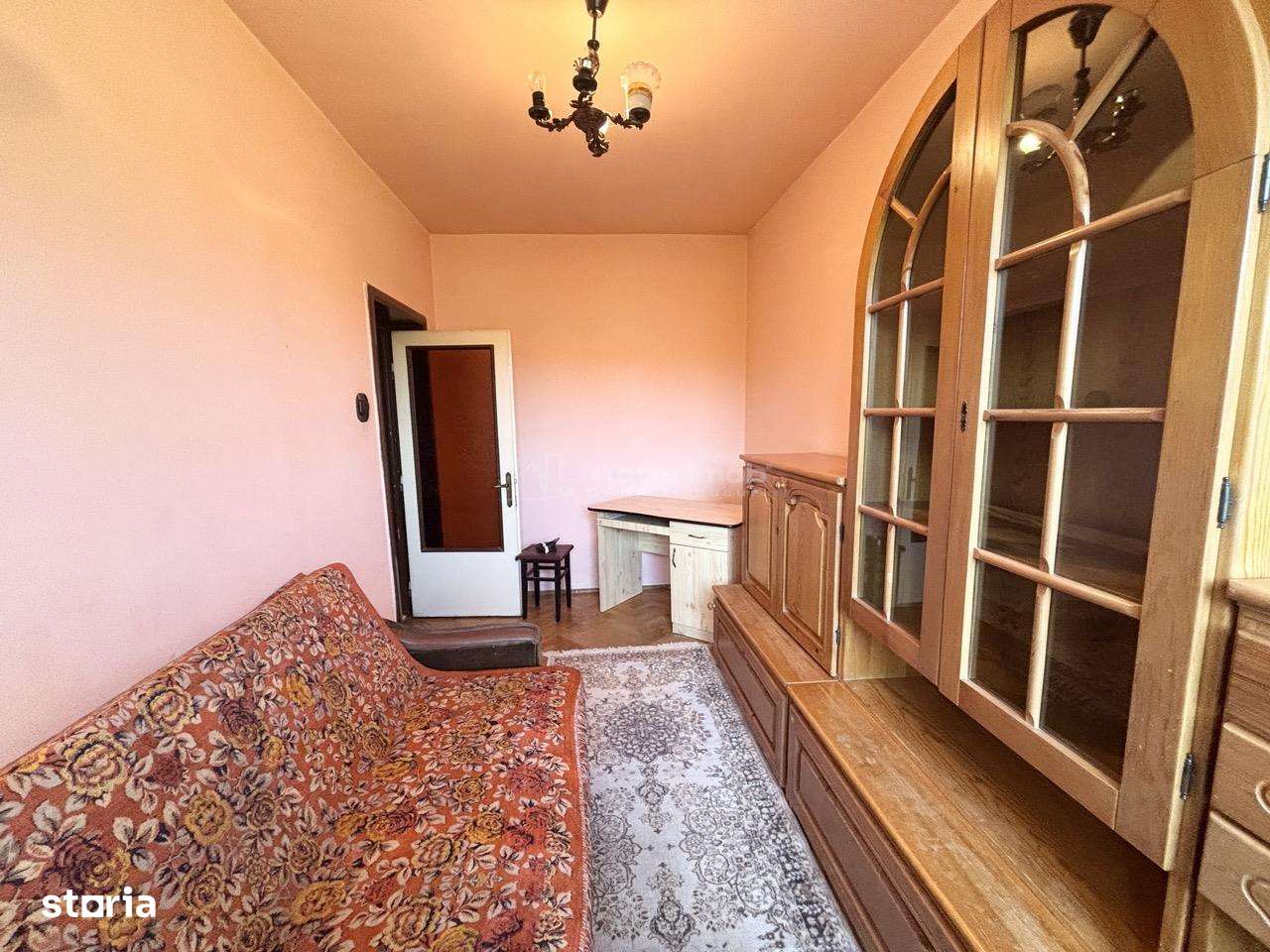 Apartament 3 camere  - Rogerius - Str Selimbarului - etaj 4-3